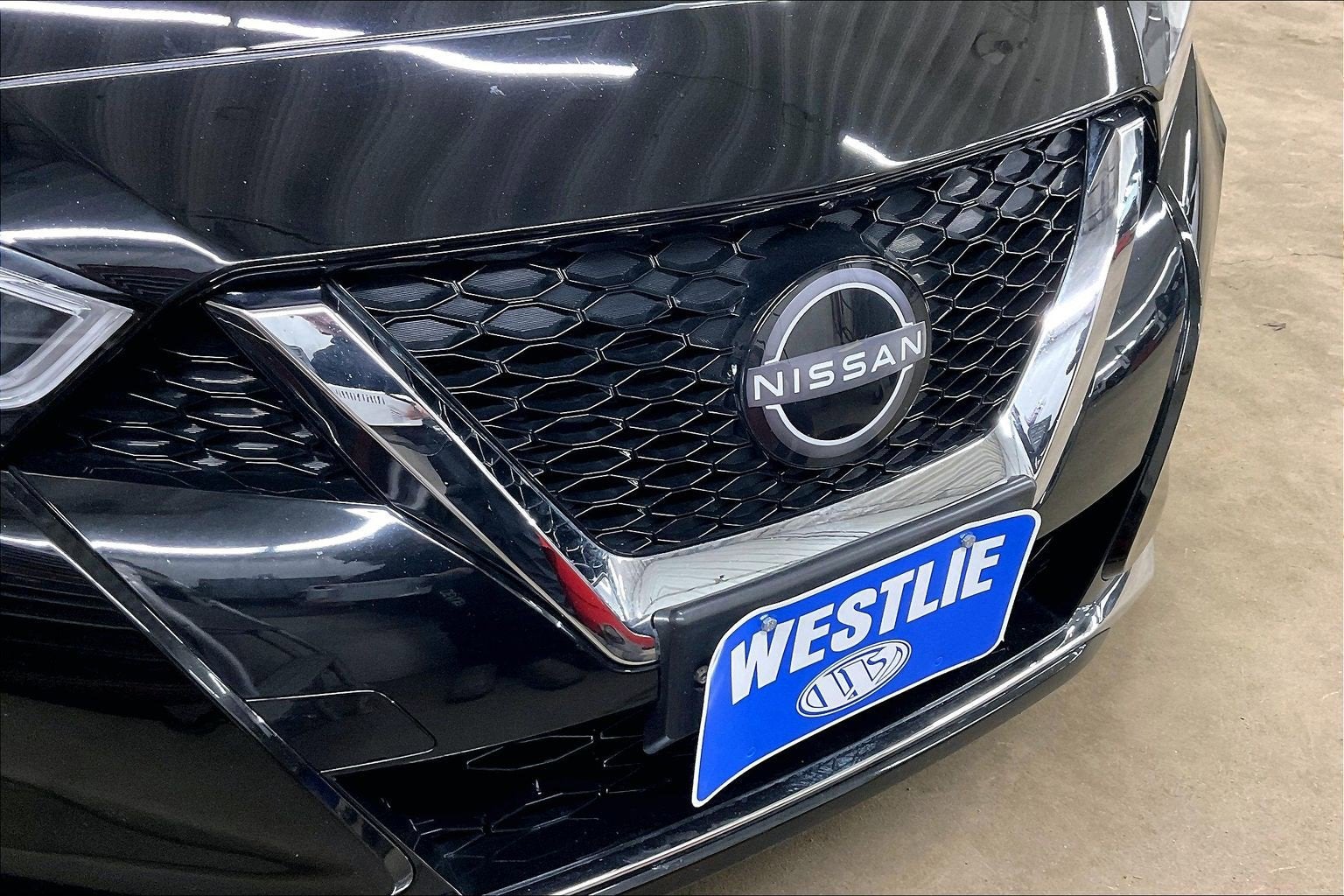 2023 Nissan Maxima Platinum