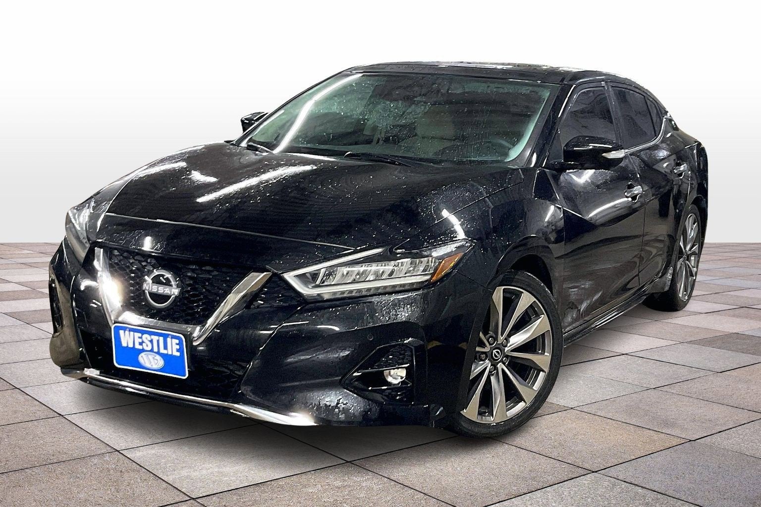 2023 Nissan Maxima Platinum