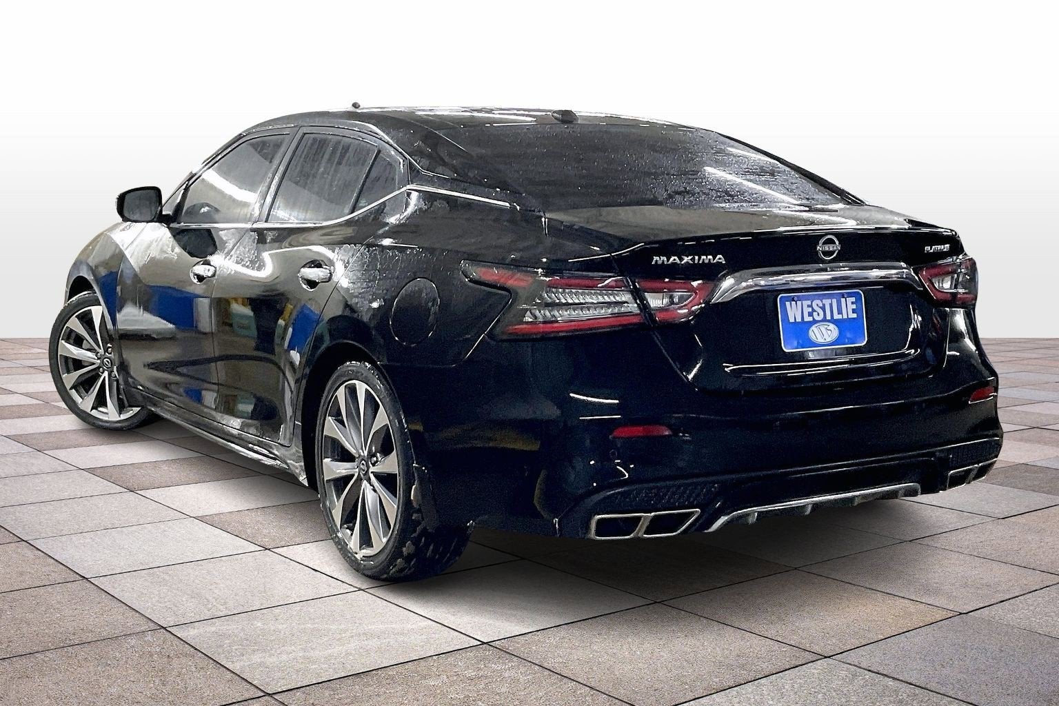 2023 Nissan Maxima Platinum