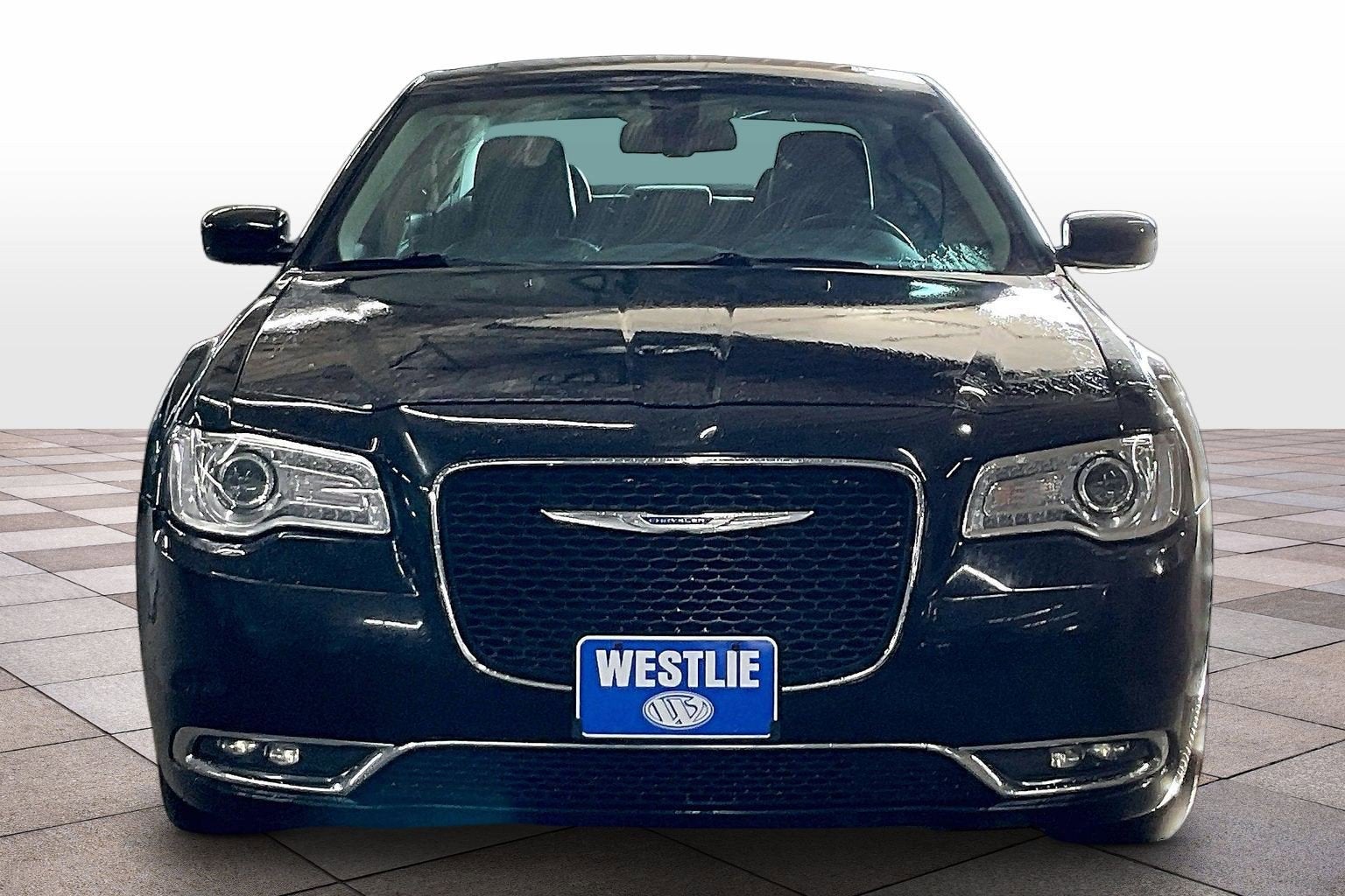 2016 Chrysler 300 Anniversary Edition