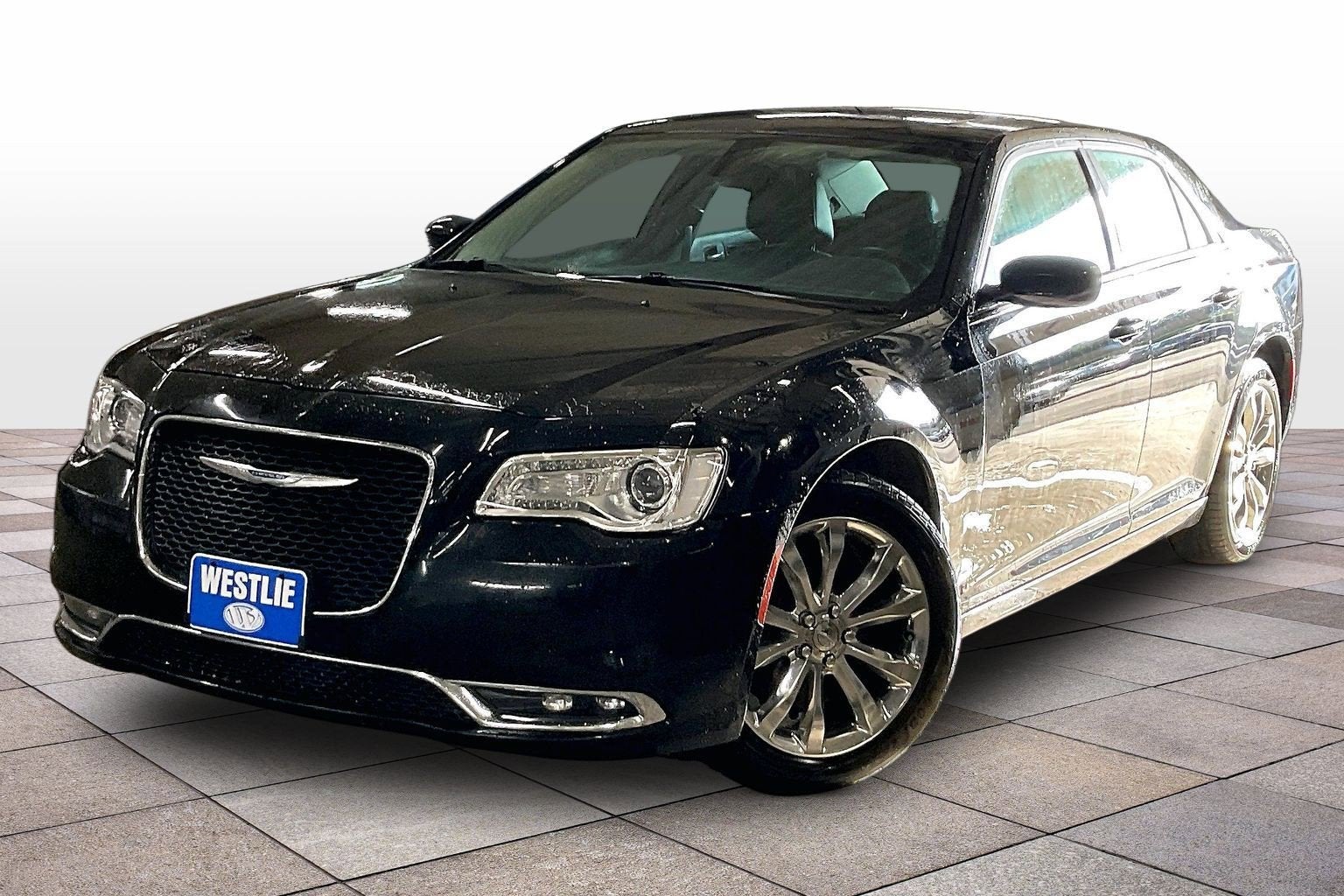 2016 Chrysler 300 Anniversary Edition