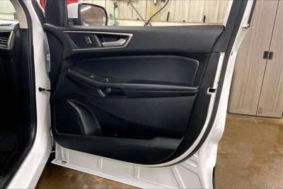 2024 Ford Edge Base