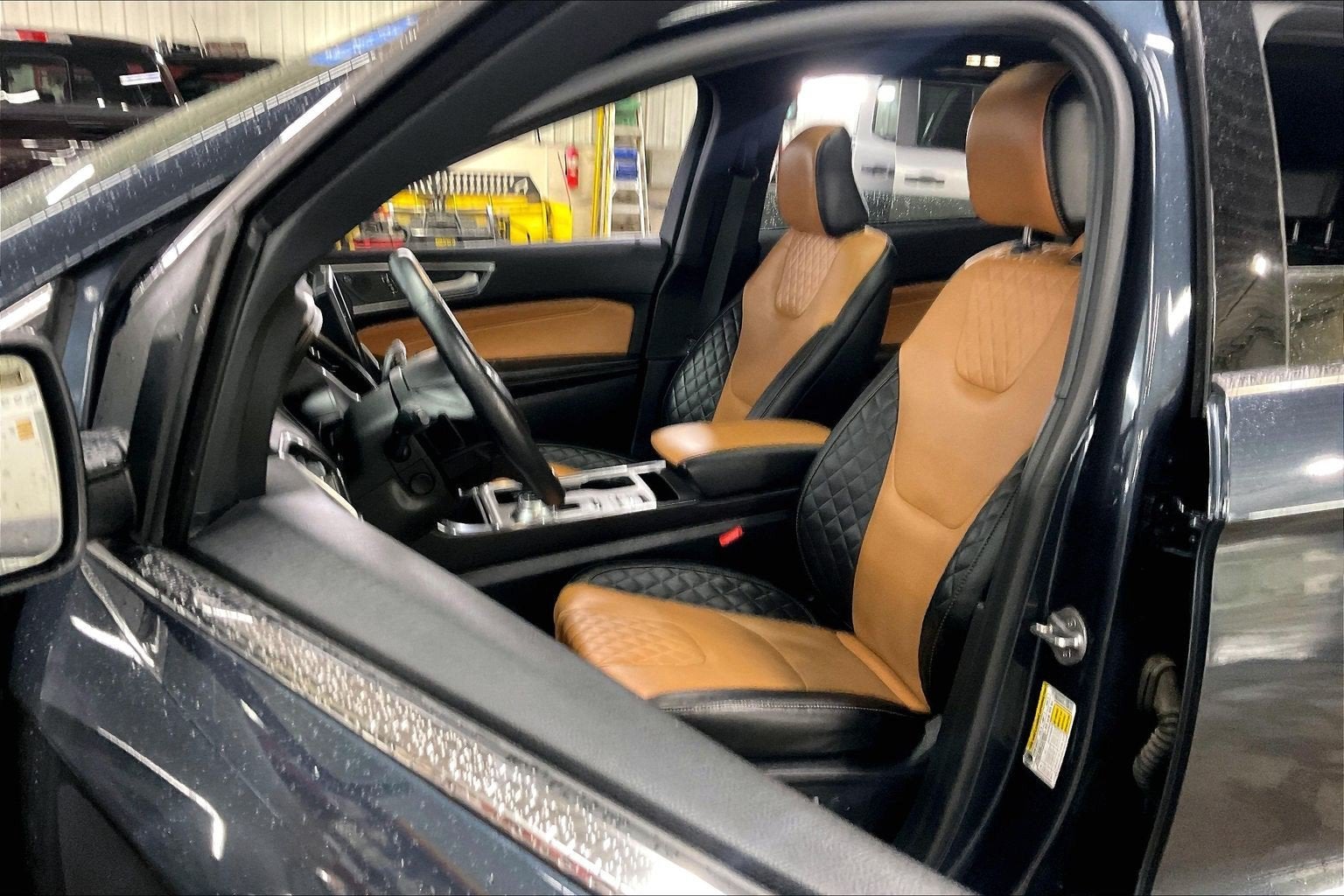 2024 Ford Edge Titanium