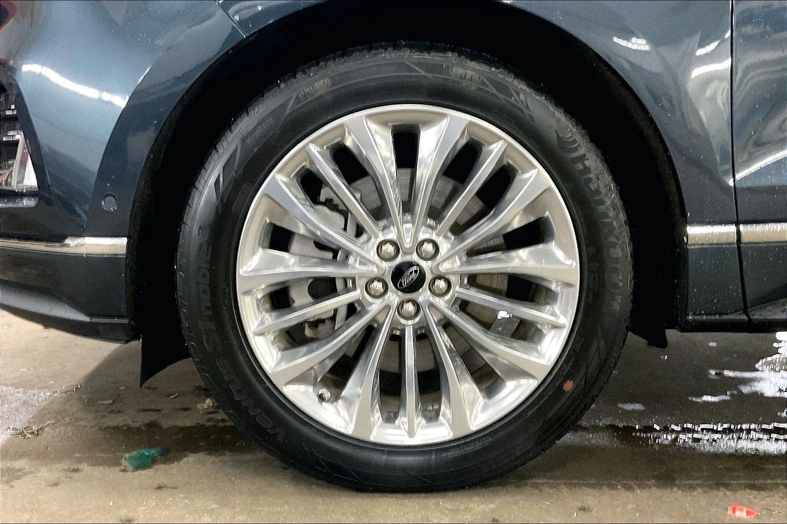 2024 Ford Edge Titanium