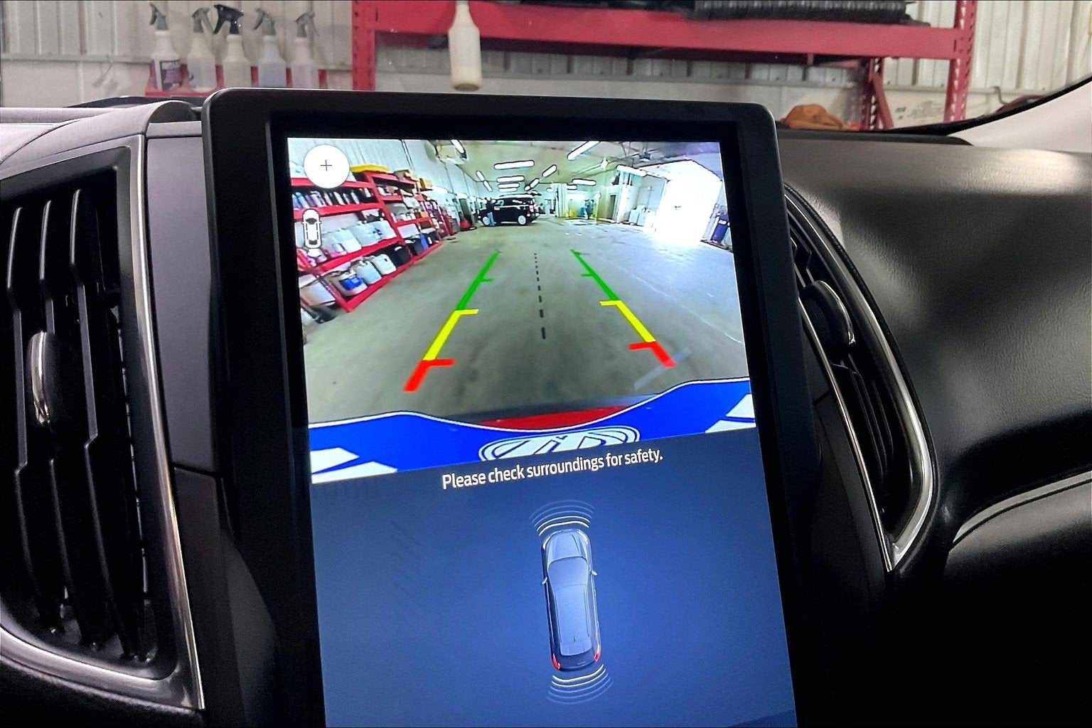 2023 Ford Edge Titanium