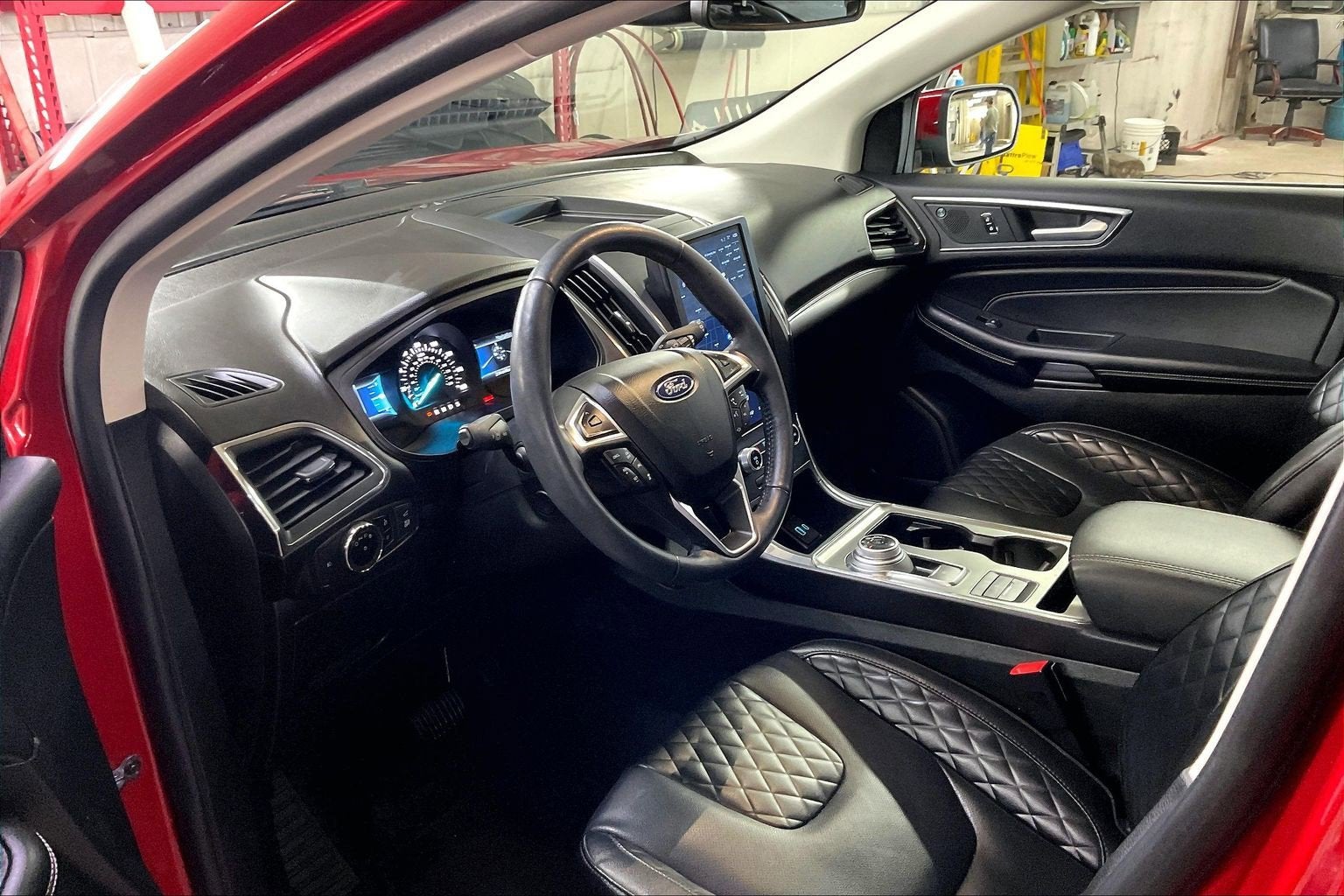 2023 Ford Edge Titanium