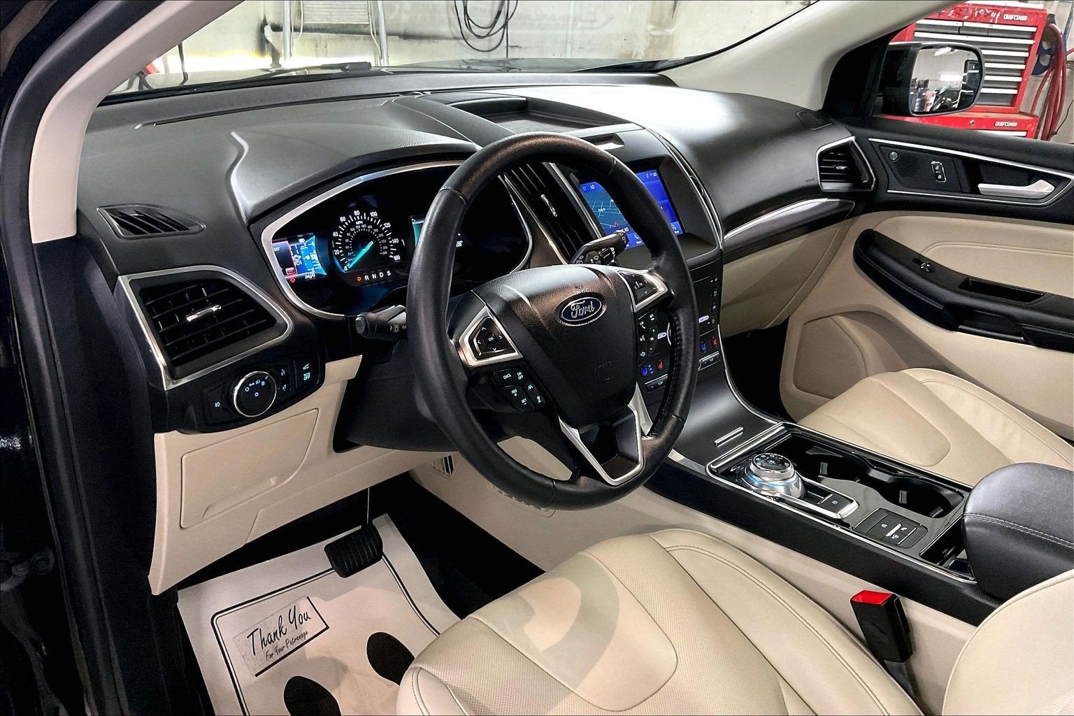 2020 Ford Edge Titanium