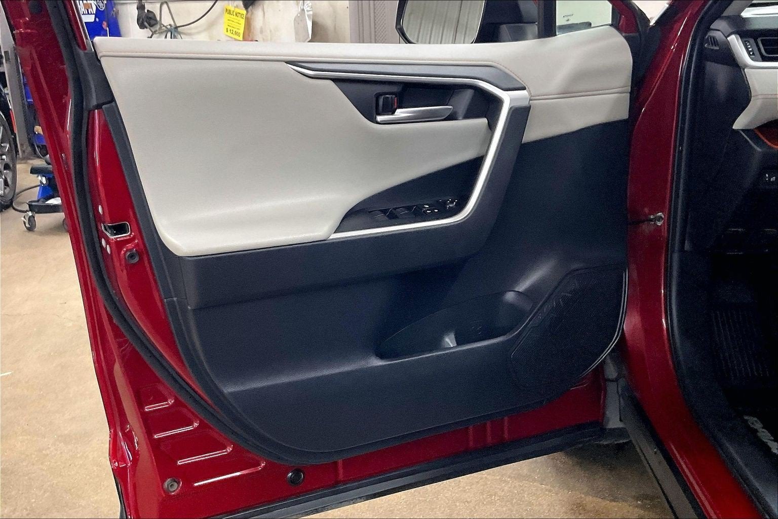 2019 Toyota RAV4 Adventure