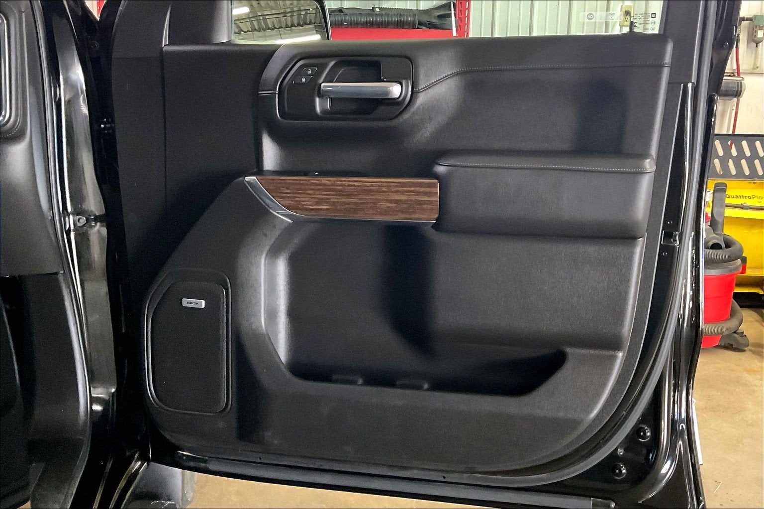 2022 Chevrolet Silverado 1500 LTD High Country
