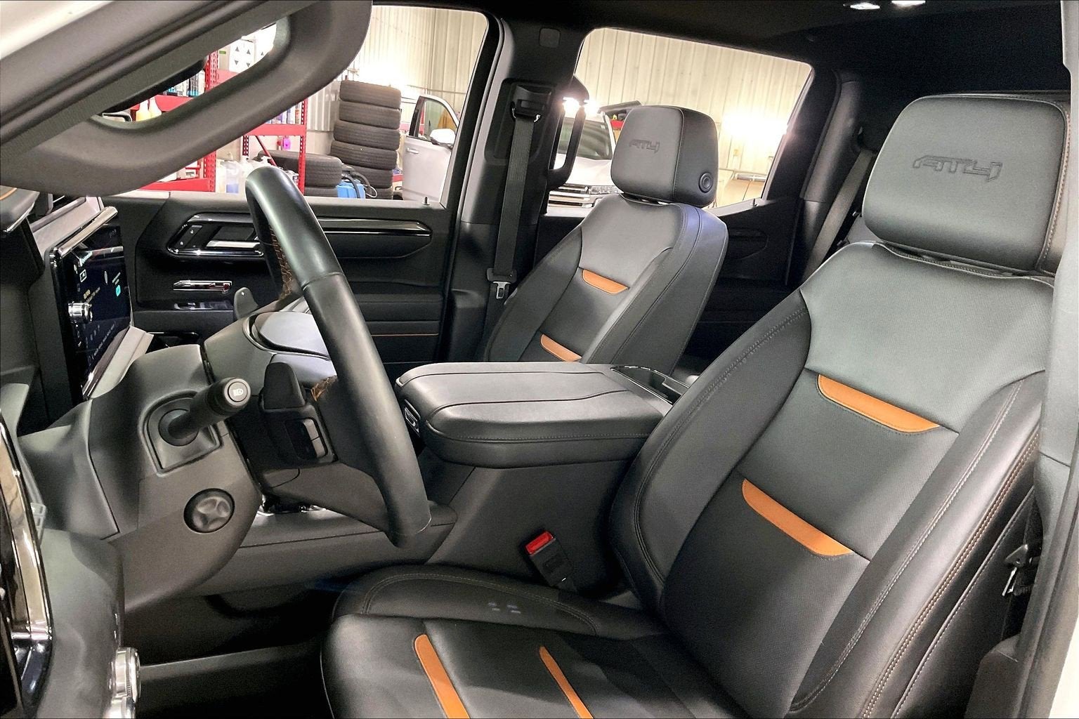 2025 GMC Sierra 1500 AT4