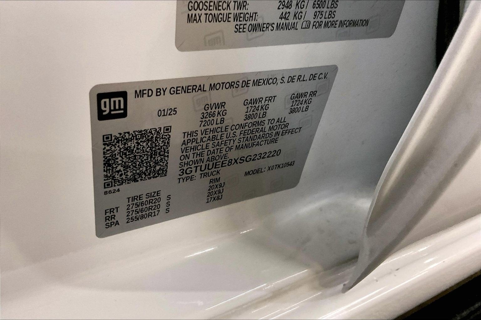 2025 GMC Sierra 1500 AT4