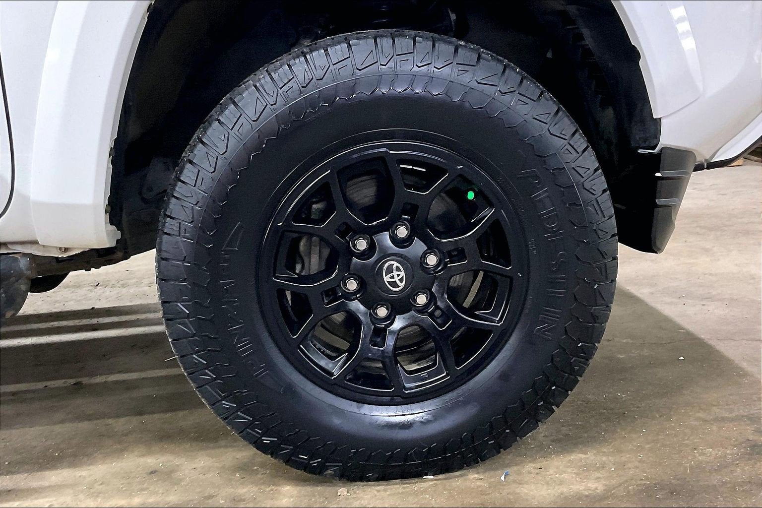 2022 Toyota Tacoma 4WD SR5