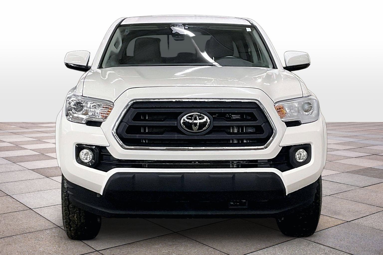 2022 Toyota Tacoma 4WD SR5