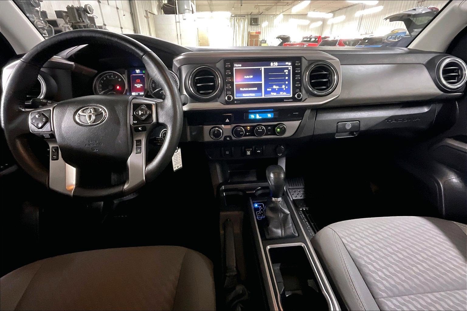 2022 Toyota Tacoma 4WD SR5