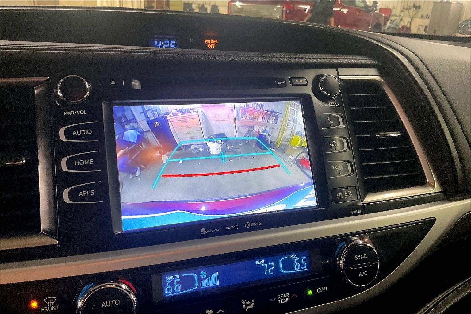 2019 Toyota Highlander Base