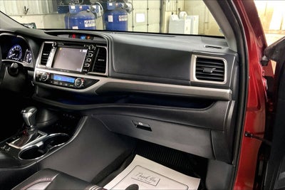 2019 Toyota Highlander Base