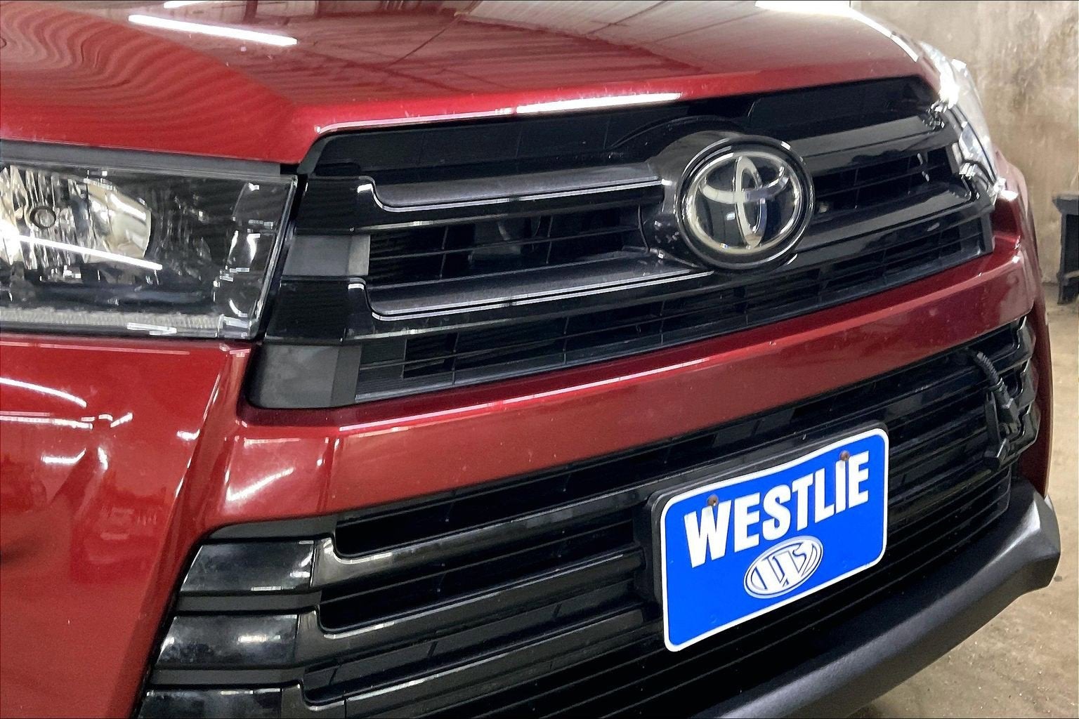 2019 Toyota Highlander Base