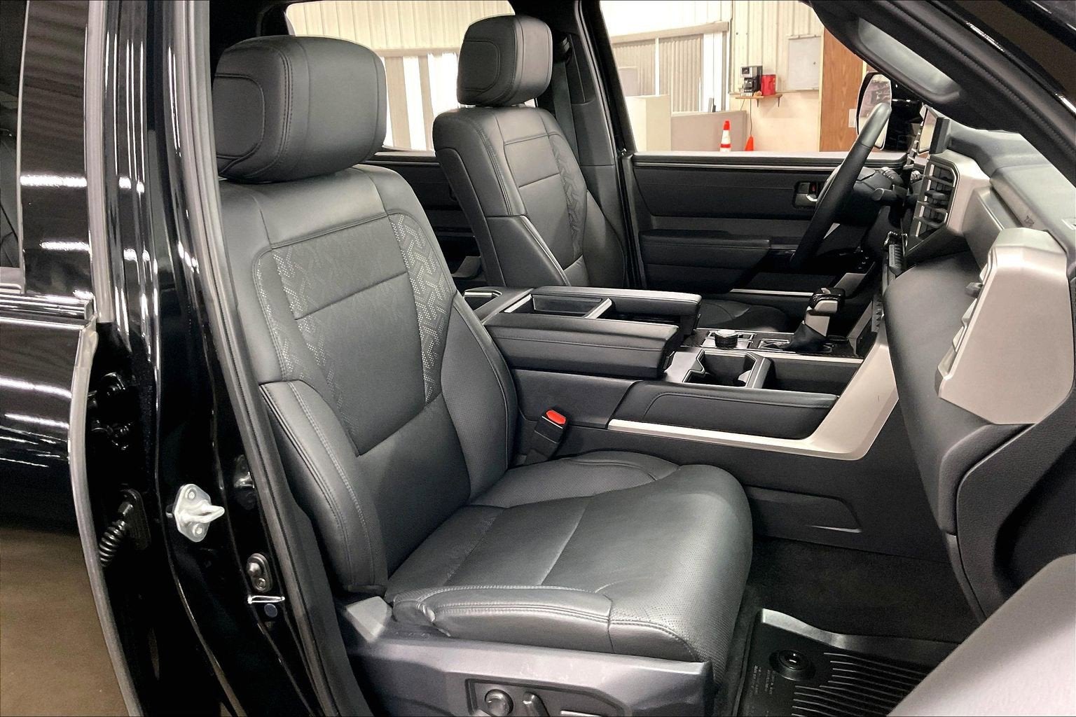 2025 Toyota Tundra 4WD Limited