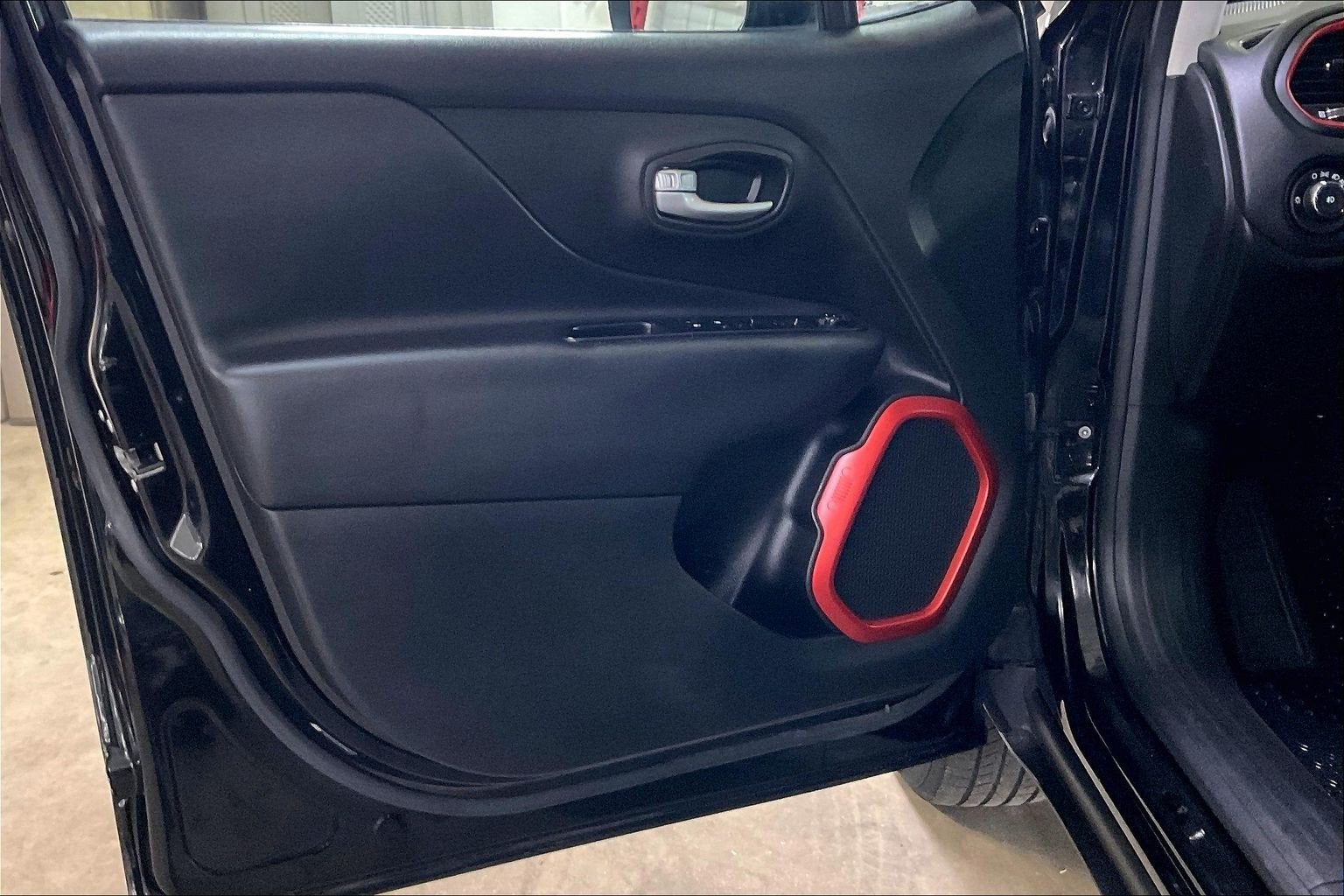 2019 Jeep Renegade Trailhawk